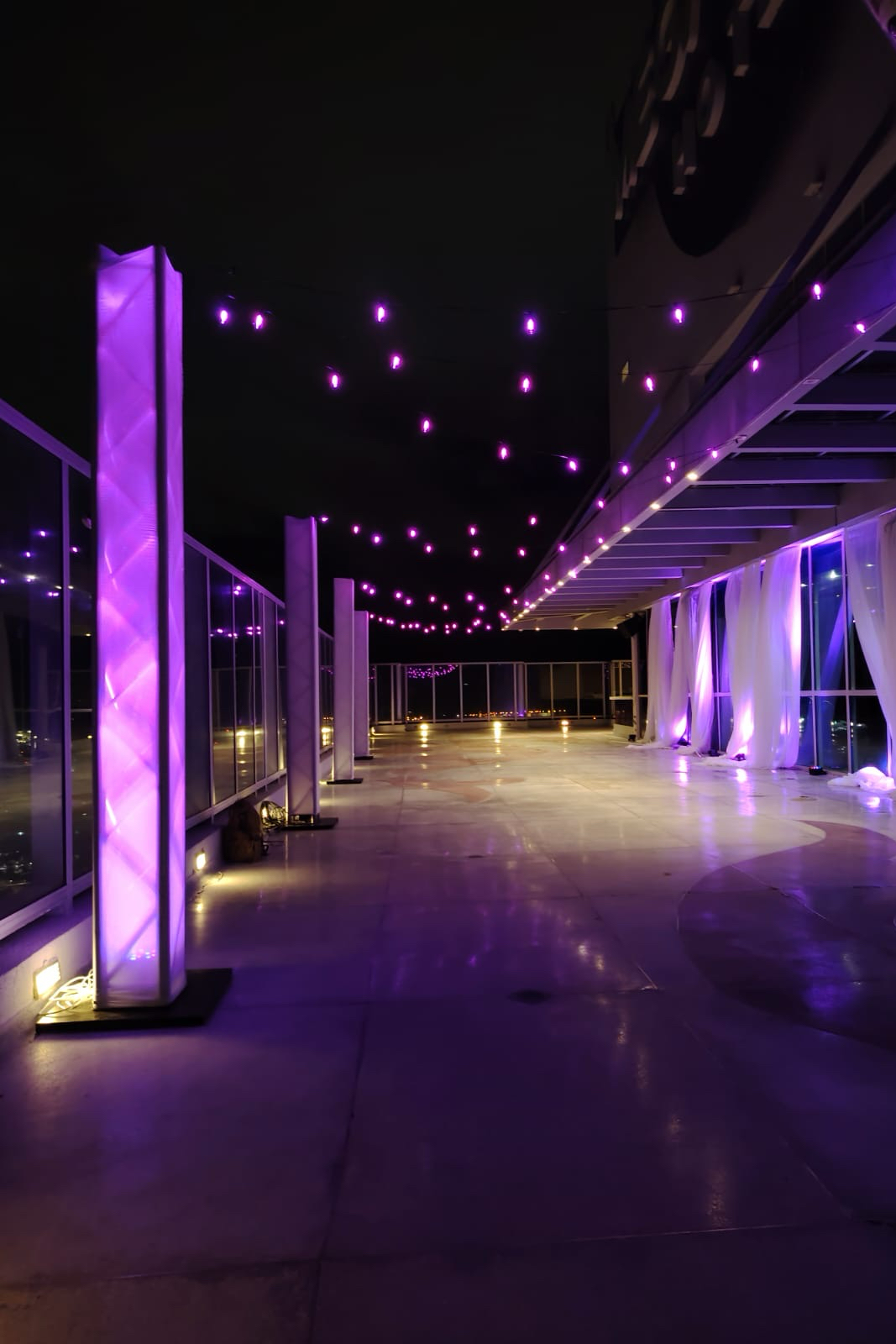 Ambientación de Espacios / Uplighting
